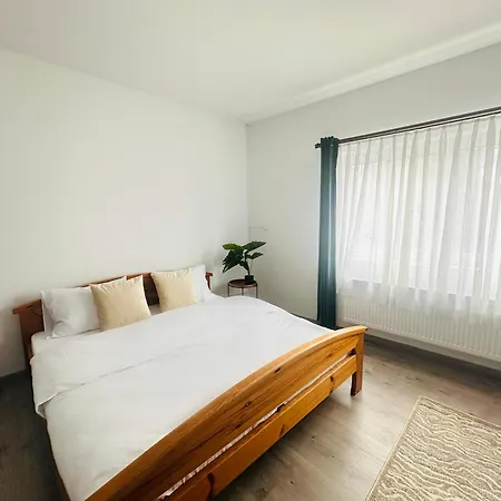 Apartment Wood & Moss - - Free Parking - Garden