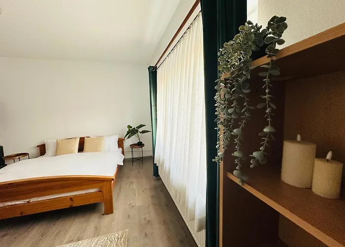 Wood & Moss - - Free Parking - Garden